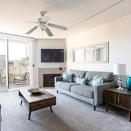 3 Bedroom! - Complex Is On The Beach With Huge Pool Оушенсайд Экстерьер фото